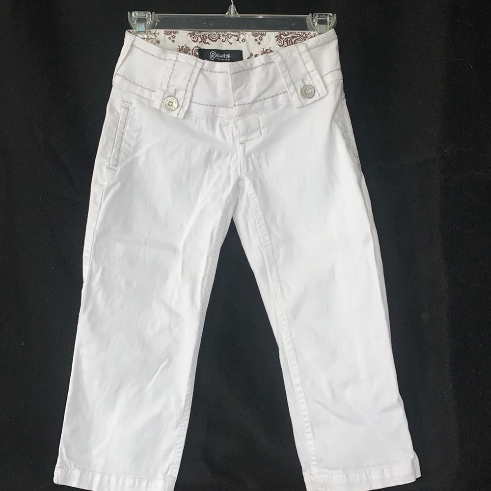 Size 0 Junior’s White Capri Pants with Silver Accent Buttons